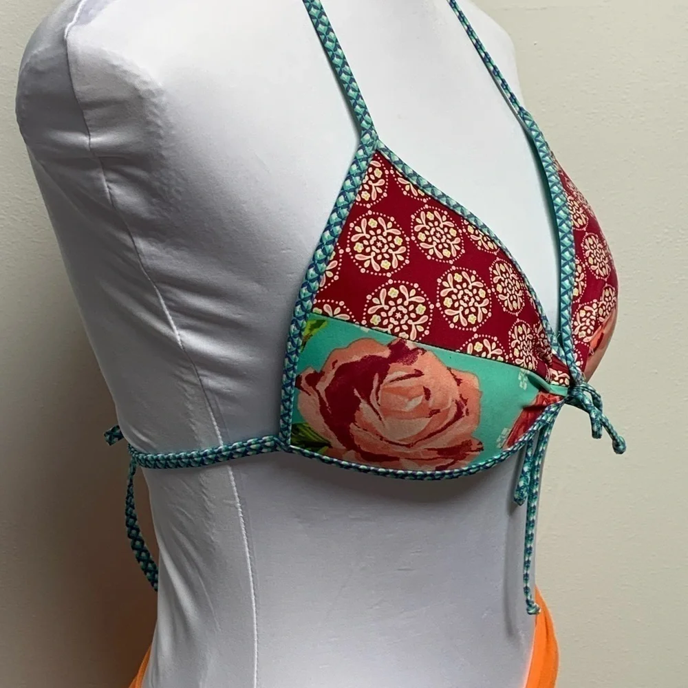 Body Glove Size Small Green Burgundy Blue Block Floral Triangle Swim Top